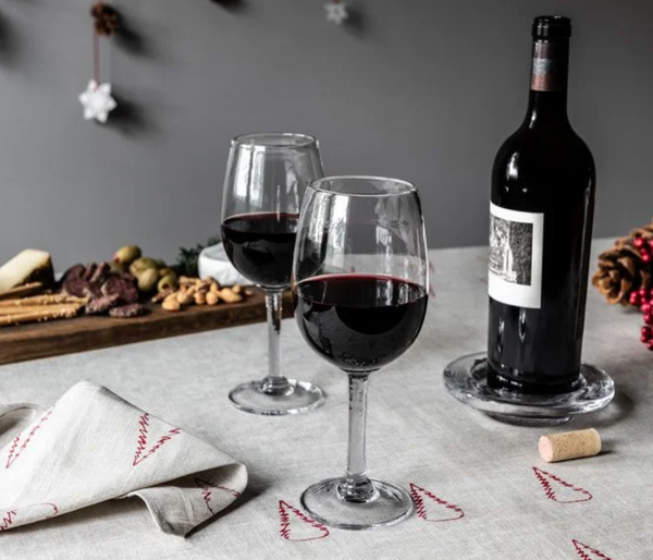 Woodstock Red Wine Glass - Middlebury Shield